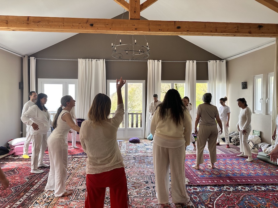retraite-yoga-kundalini-activation